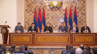 ՀՀ քննչական կոմիտեի նախագահ Արթուր Պողոսյանն անձնակազմին է ներկայացրել նորանշանակ տեղակալին